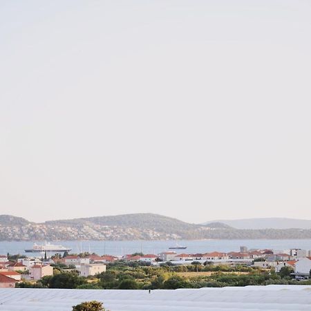 Apartment Blanka With A Beautiful View Of Trogir Zewnętrze zdjęcie