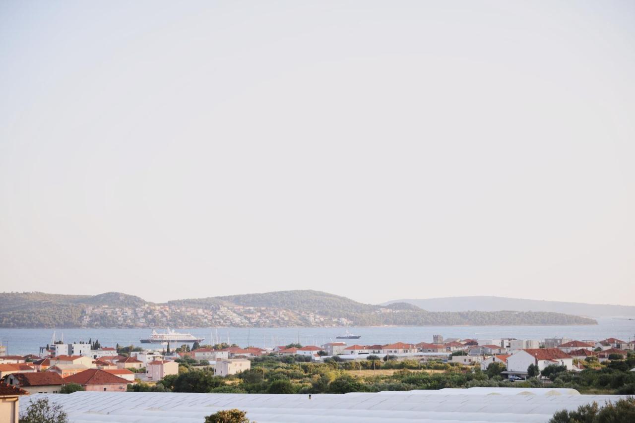 Apartment Blanka With A Beautiful View Of Trogir Zewnętrze zdjęcie