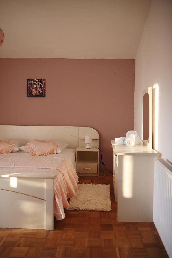 Apartment Blanka With A Beautiful View Of Trogir Zewnętrze zdjęcie