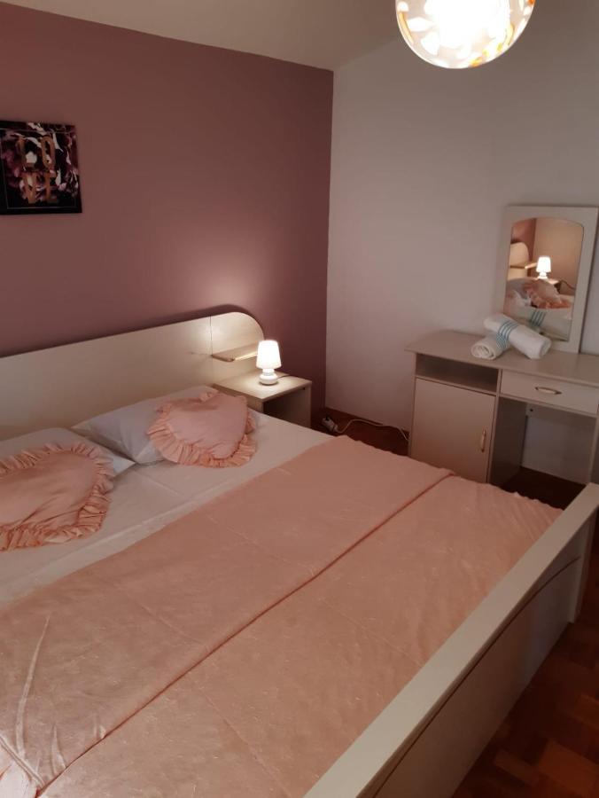 Apartment Blanka With A Beautiful View Of Trogir Zewnętrze zdjęcie
